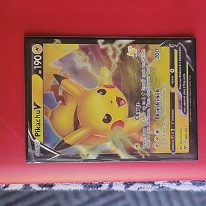 Pikachu V Vivid Voltage 043/185